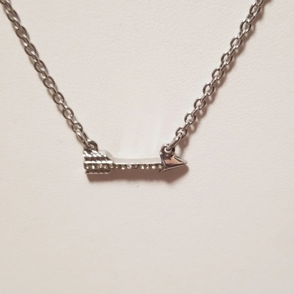 Lia Sophia Arrowhead Necklace NWT